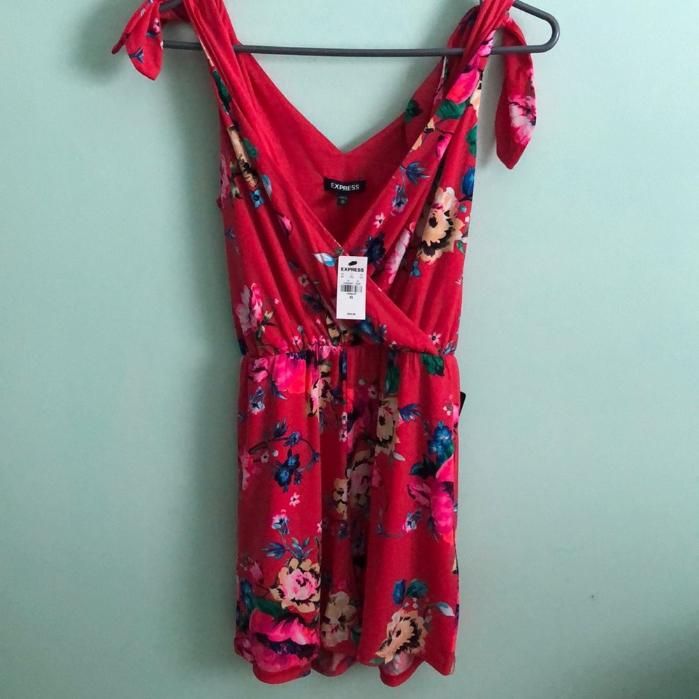 NEW XS Express Floral Romper